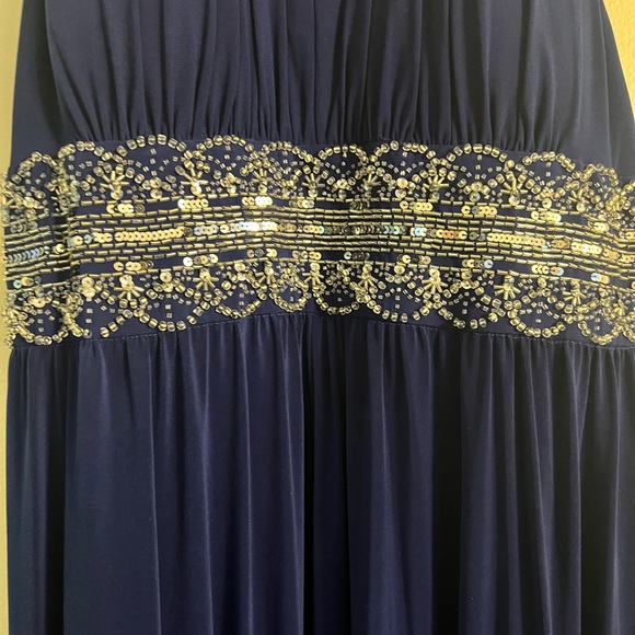 RM Richard’s gown royal blue color it is size 14P also has been hemmed. - Picture 6 of 7